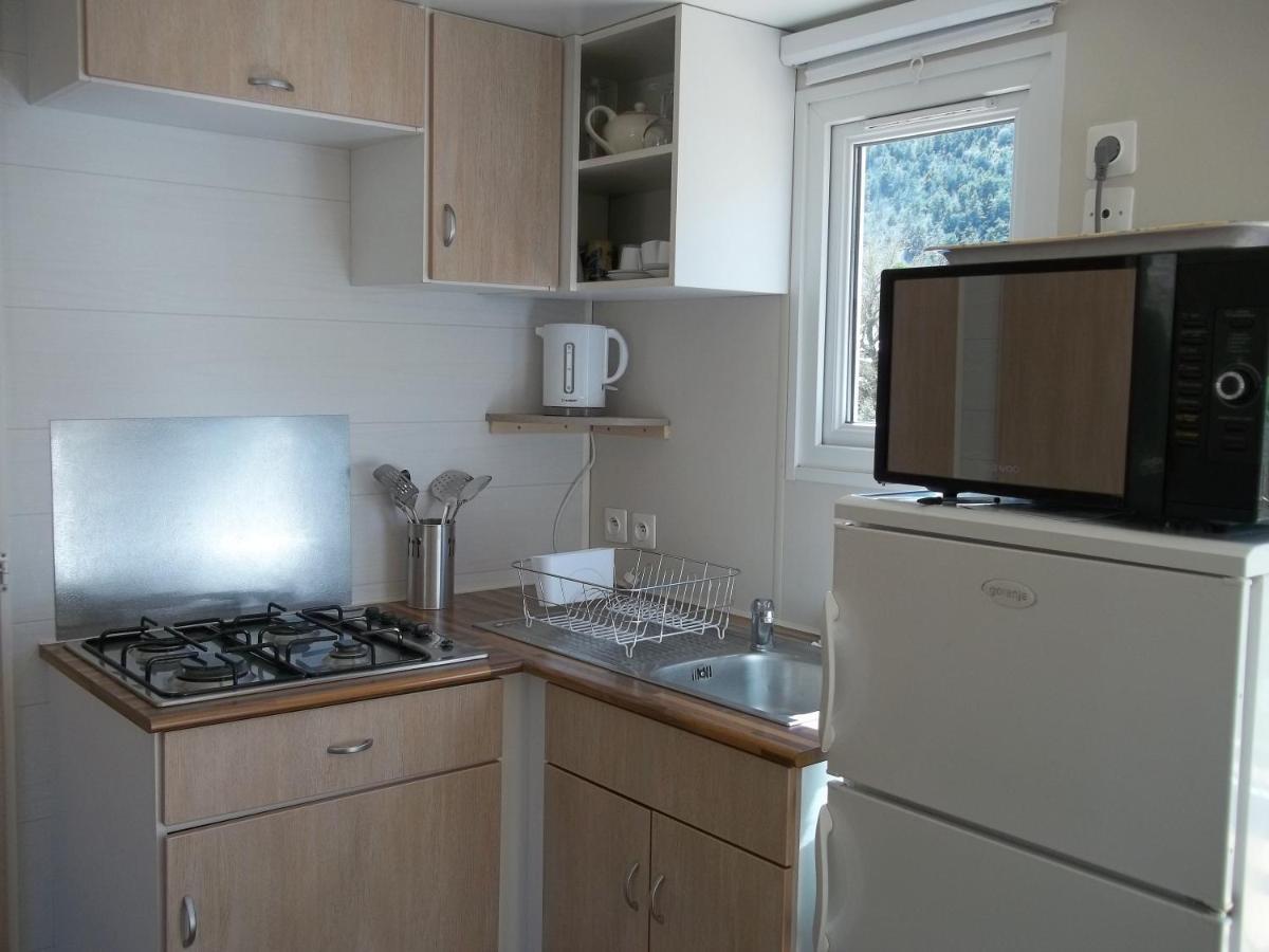 Bungalow Blieux Zewnętrze zdjęcie
